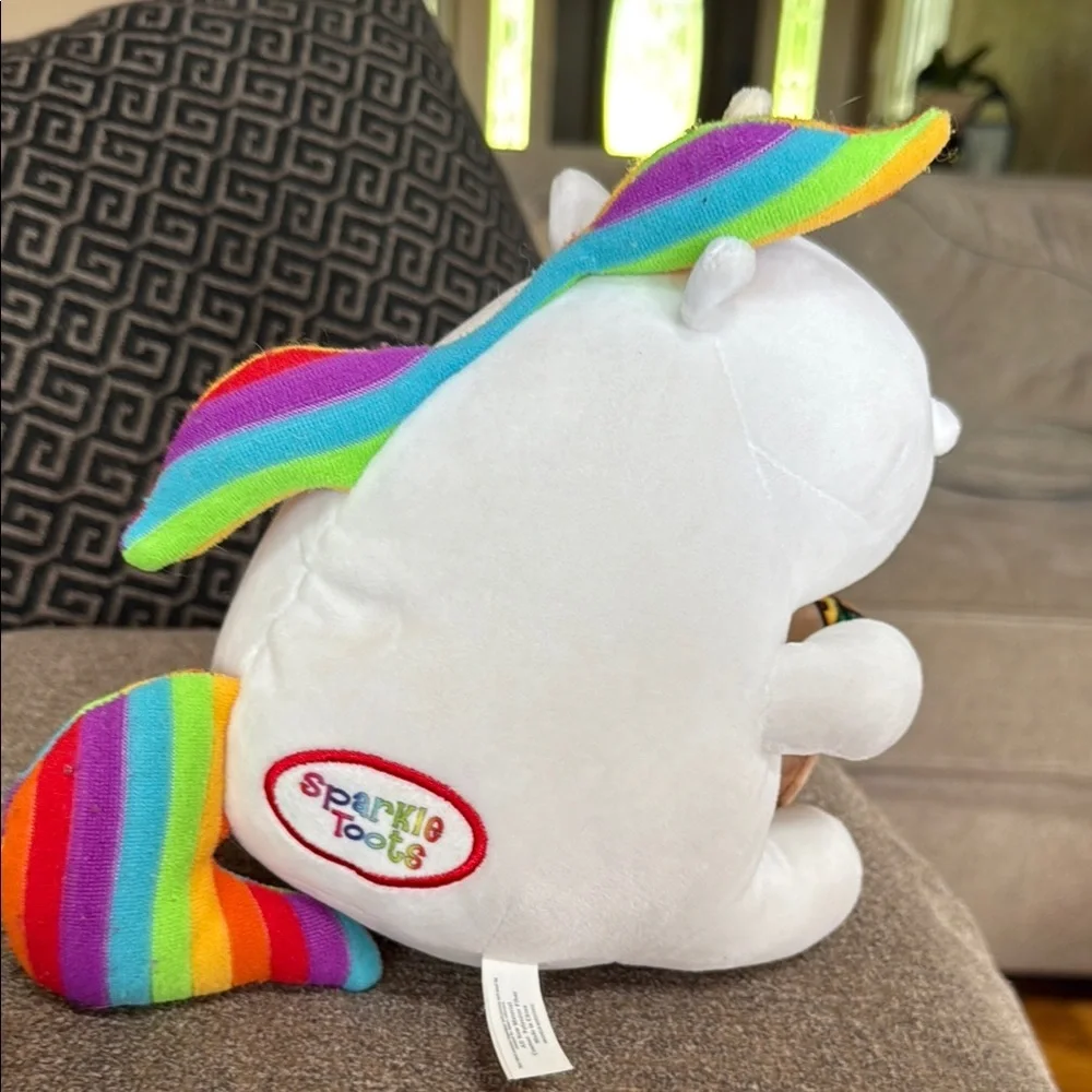 “Sparkle Toots - The Original Farting Unicorn” Talking White Plush Toy - Picture 5 of 8